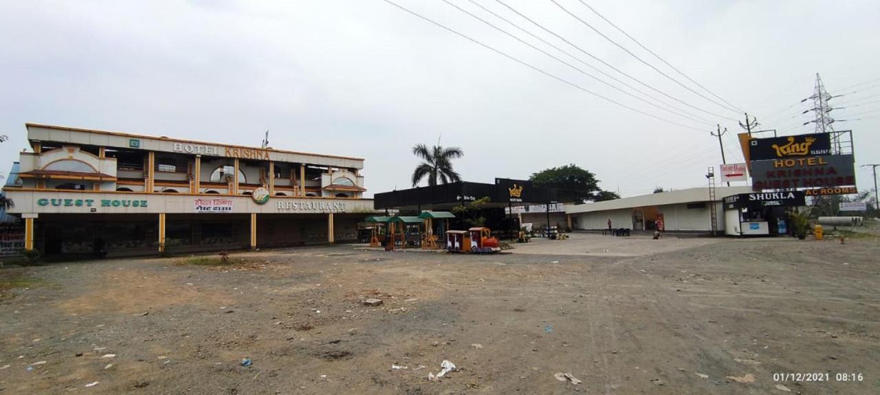 Hotel Krishna Pardi Bagian luar foto